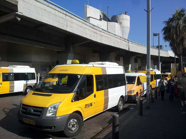 sherut-taxi-transportaion -Israel